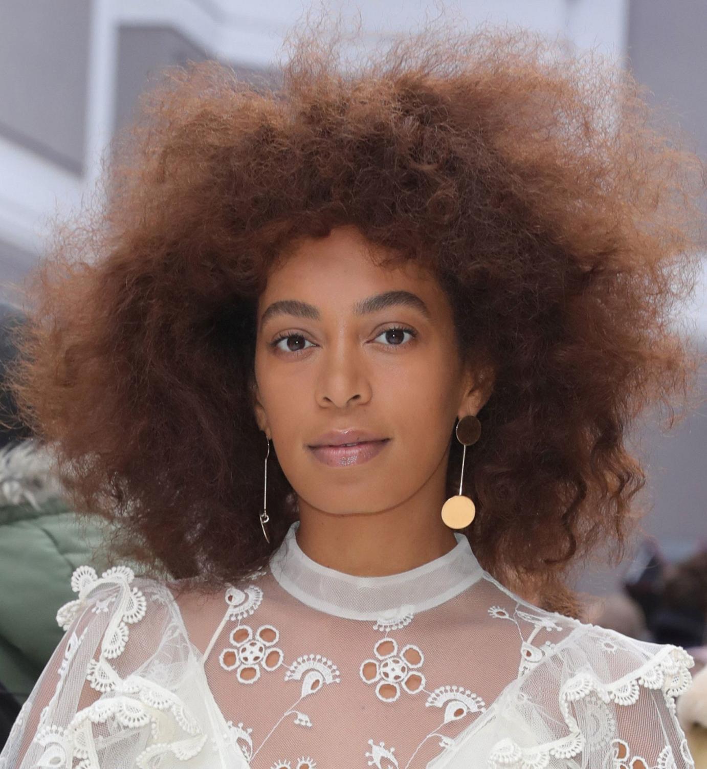 CoqCreative power by ProductionLink s.r.l. Solange-Knowles Solange-Knowles  Solange-Knowles