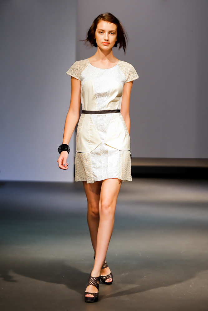 CoqCreative power by ProductionLink s.r.l. Thuy---SS-2011-(New-York) Thuy---SS-2011-(New-York)  Thuy---SS-2011-(New-York)