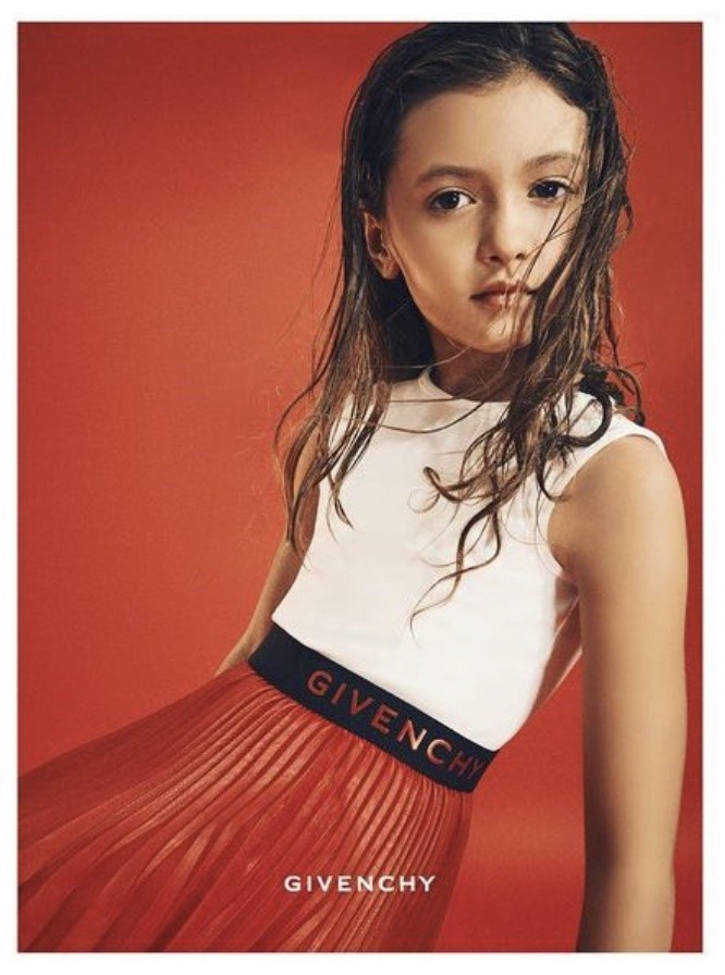 CoqCreative power by ProductionLink s.r.l. Givency-Kids Givency-Kids  Givency-Kids